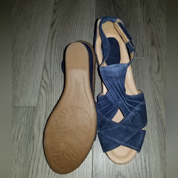 Earth Sueded-Leather Wedge Sandal with Velcro Closure-Navy Blue - Picture 3 of 4